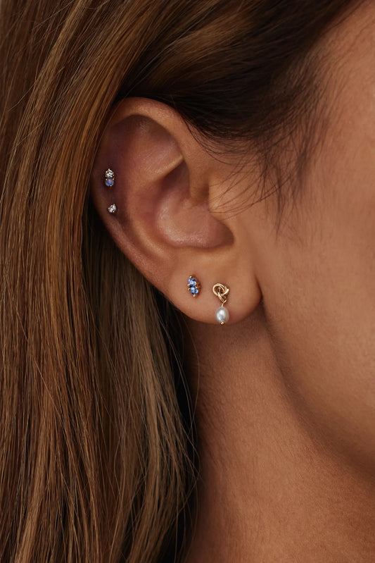 wwake / little ode pearl earrings