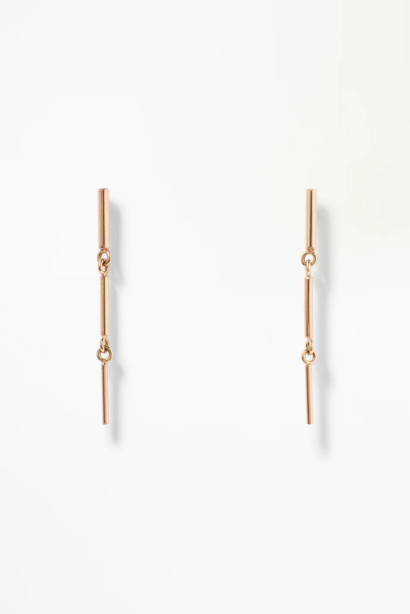 wwake / long bar link earrings