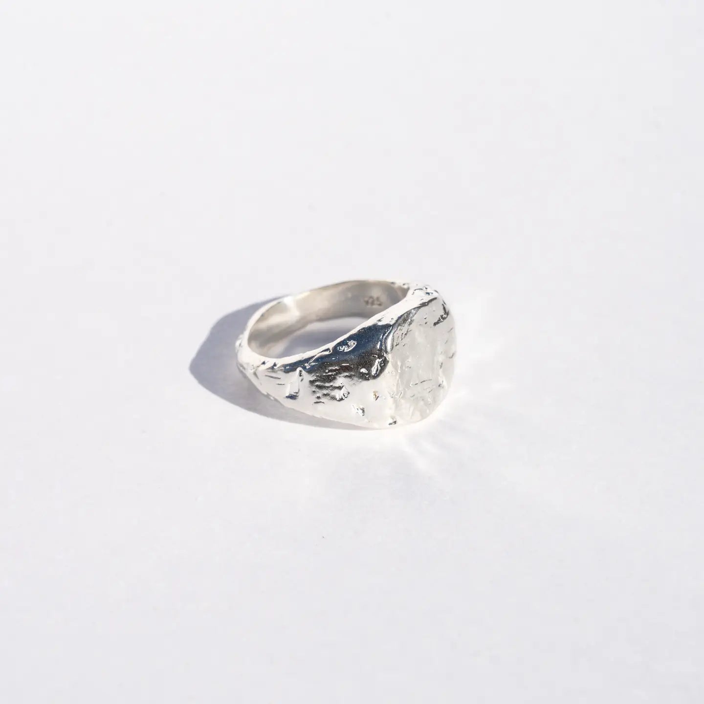giu ring