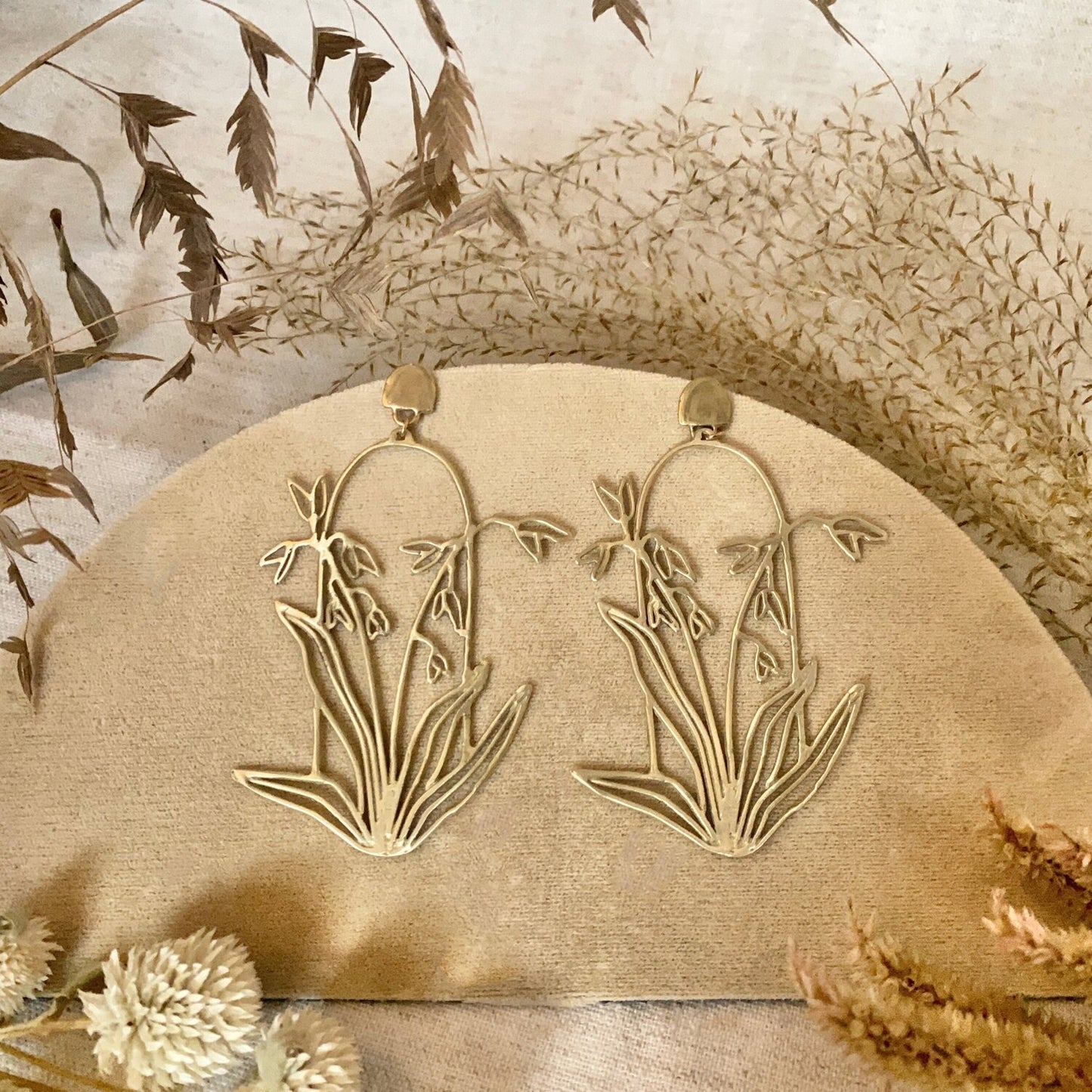 iris dangle earrings