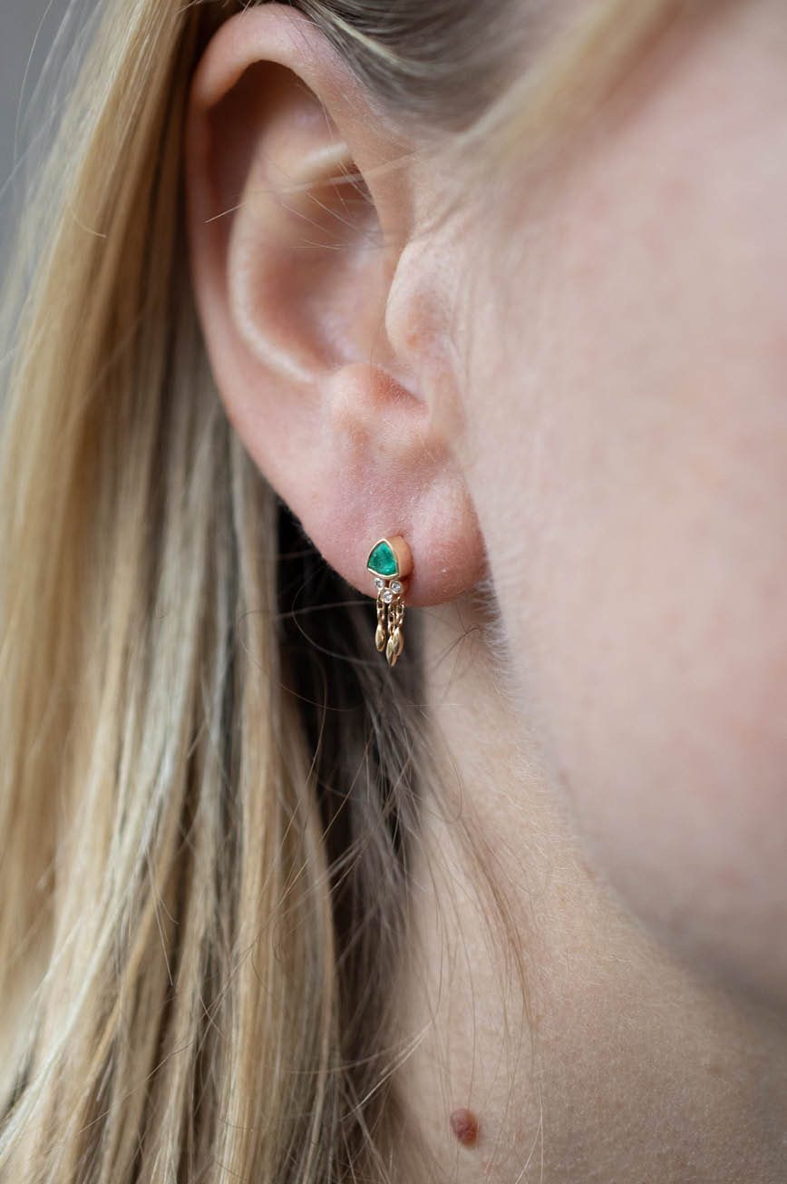 triangle emerald & dangling diamond stud earrings
