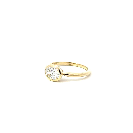 elara oval ring - grown diamond