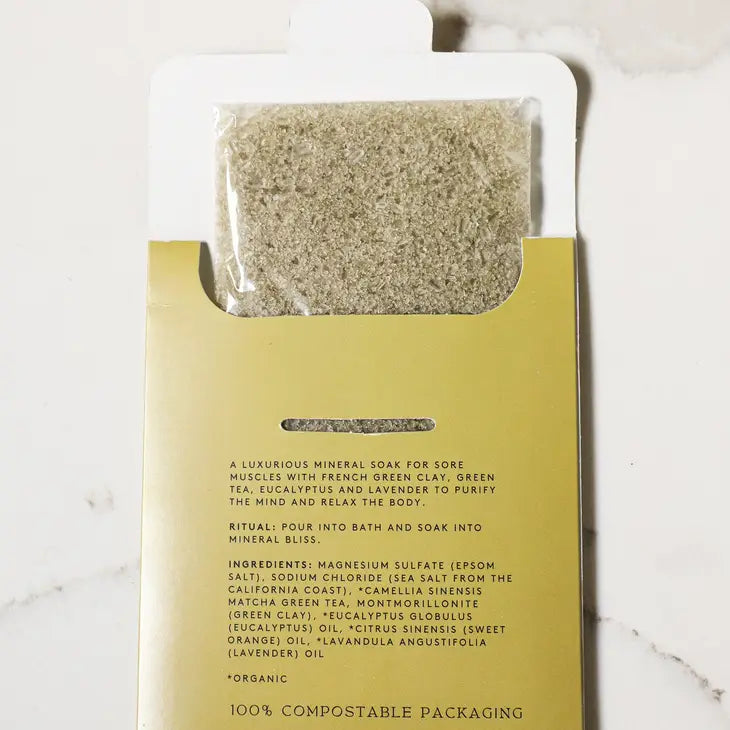 circular living / mineral bath soak sachet - green tea & eucalyptus