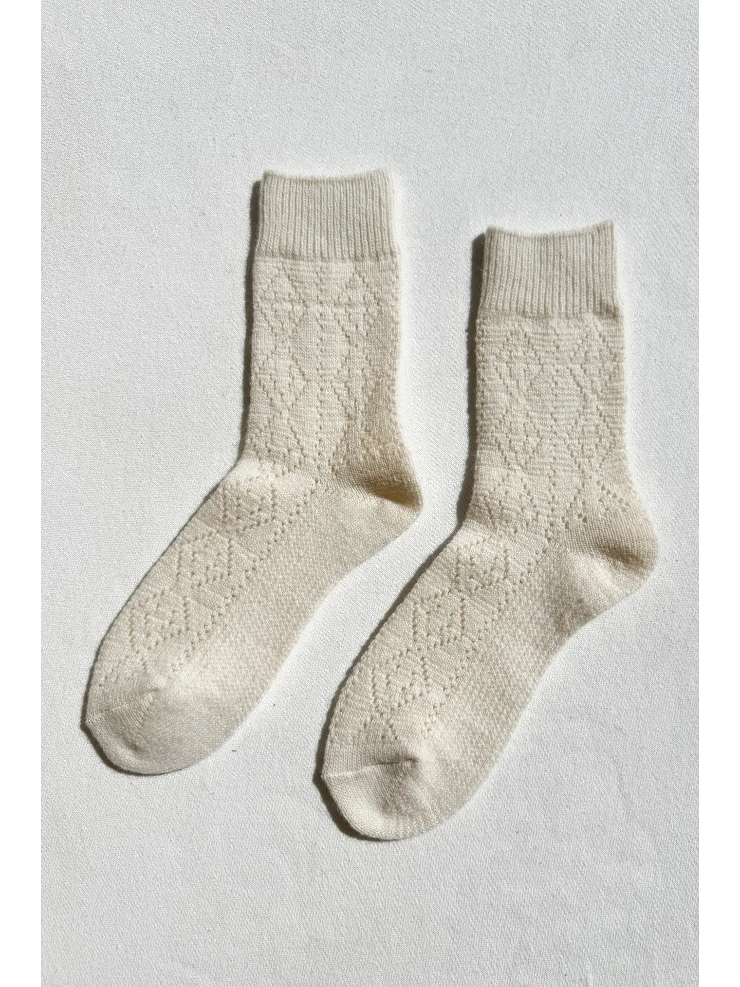 le bon shoppe / cashmere pointelle socks