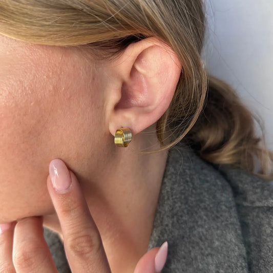 wire knot stud earrings