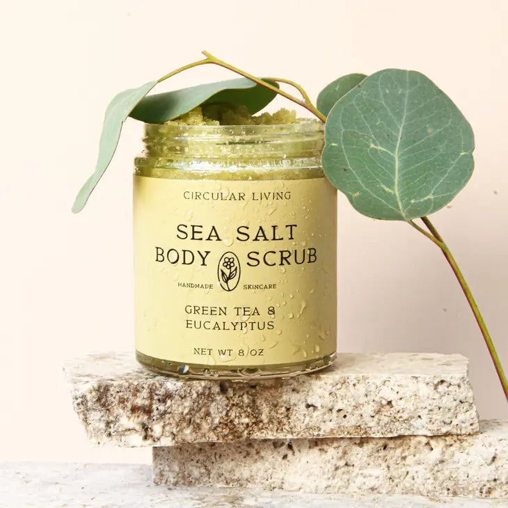 circular living / sea salt body scrub - green tea & eucalyptus