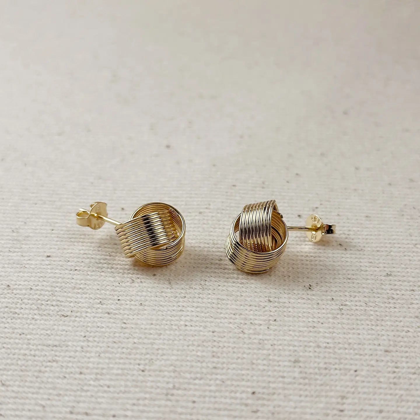 wire knot stud earrings