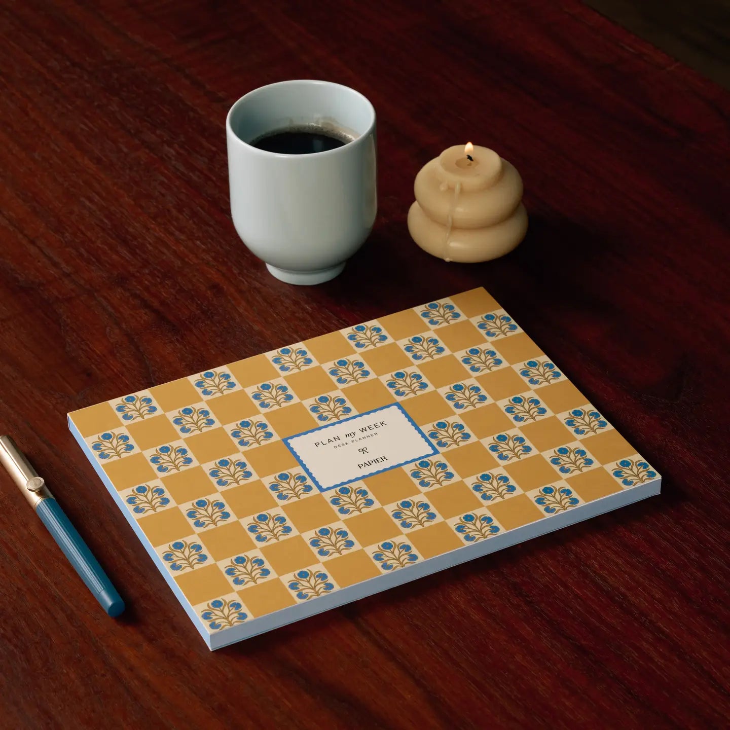 papier / weekly desk planner - floral checkerboard