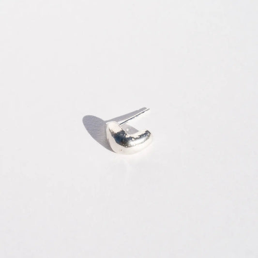 tiro post hoop earrings
