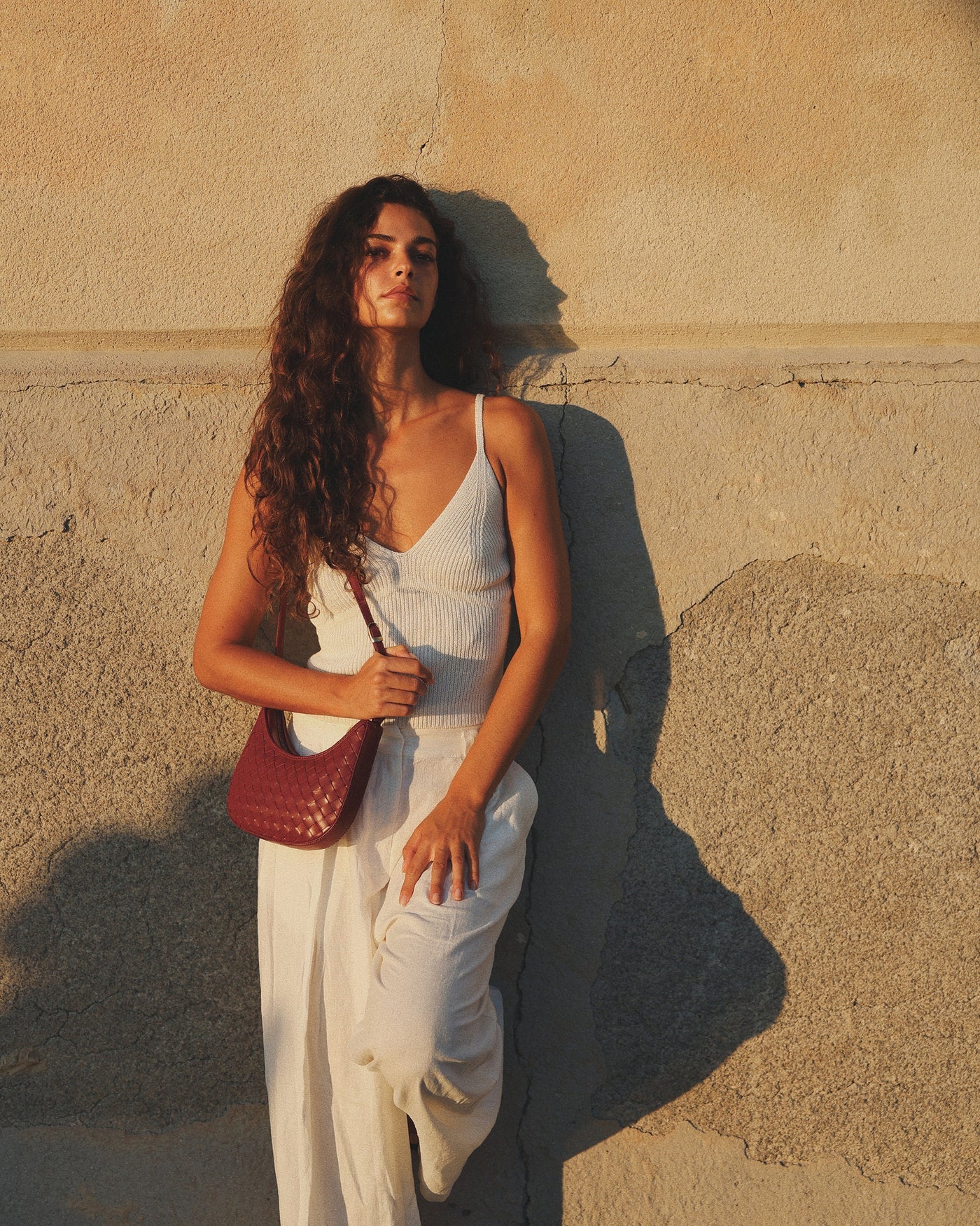 bembien / mini sling bag - carré weave sienna