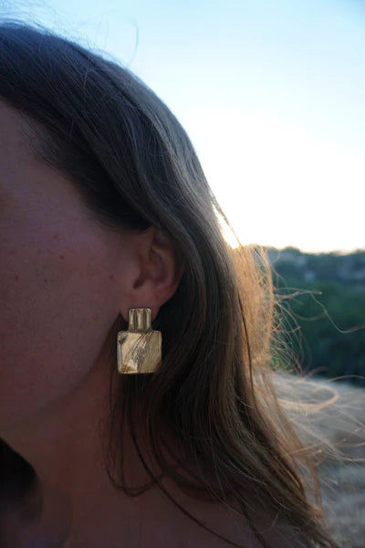 sigyn stud earrings