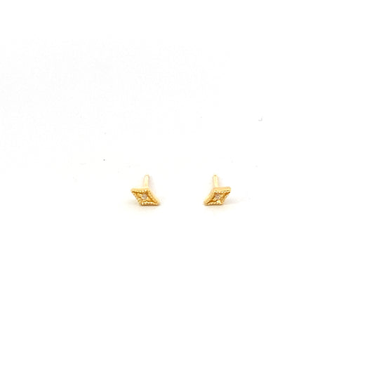 tapered diamond-shape stud earrings - cz