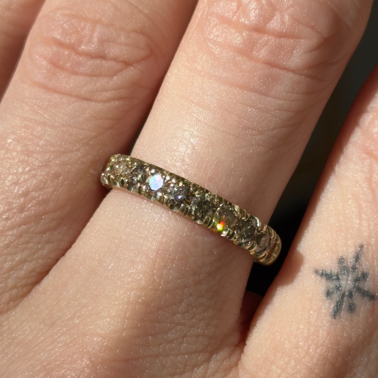 euro band ring - natural champagne diamond