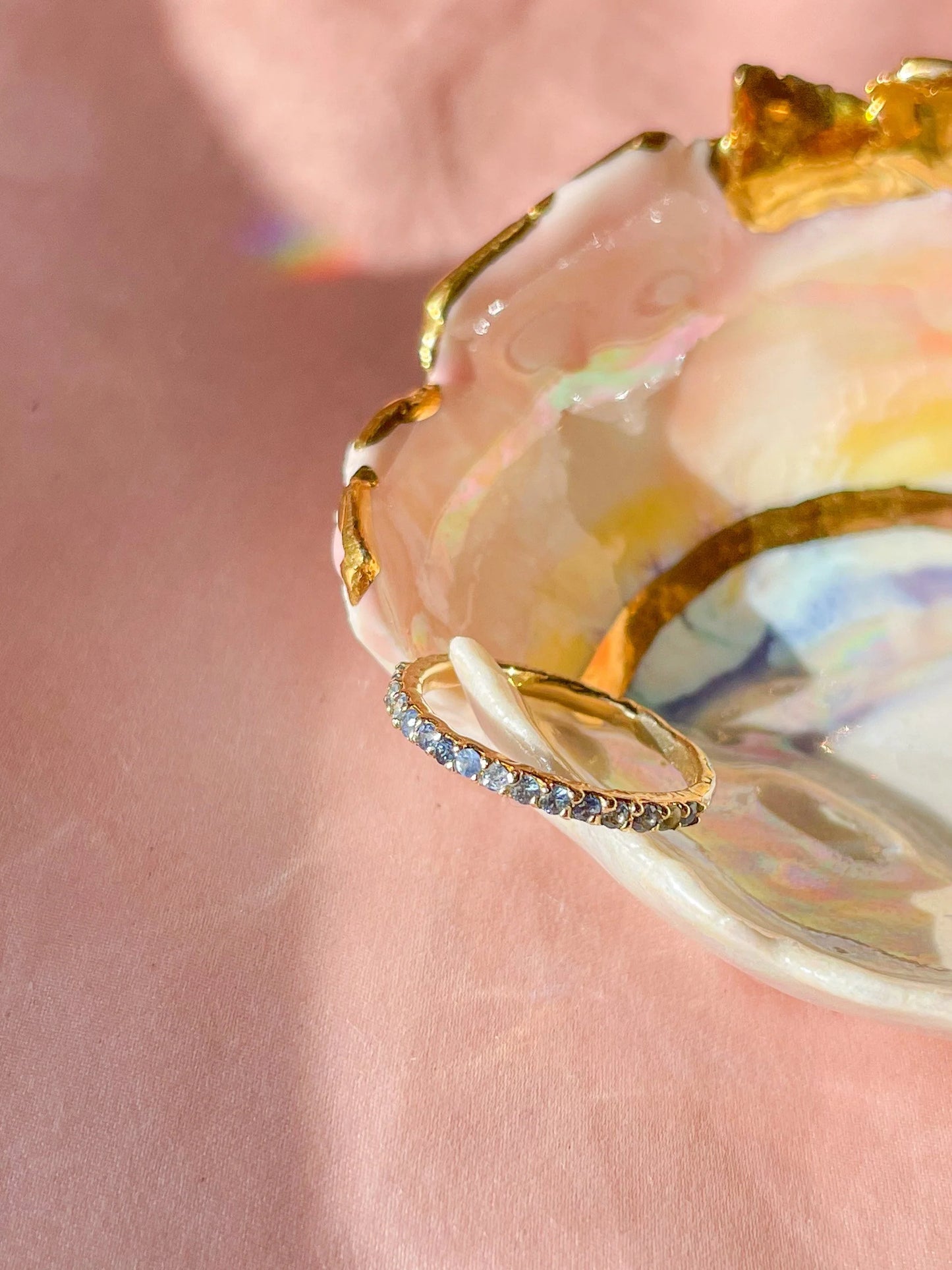 halo de lumière ring band - sapphire