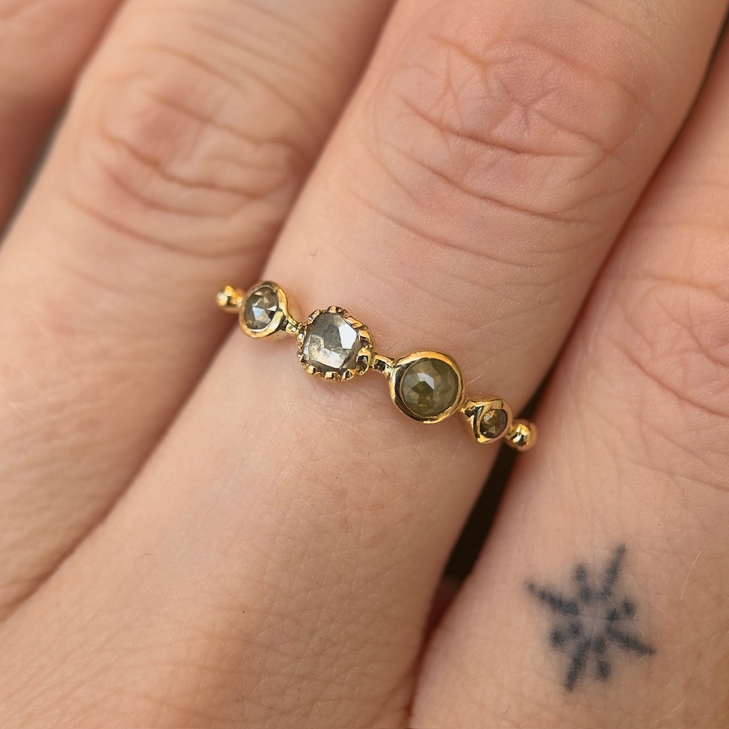 simple ring band - diamond