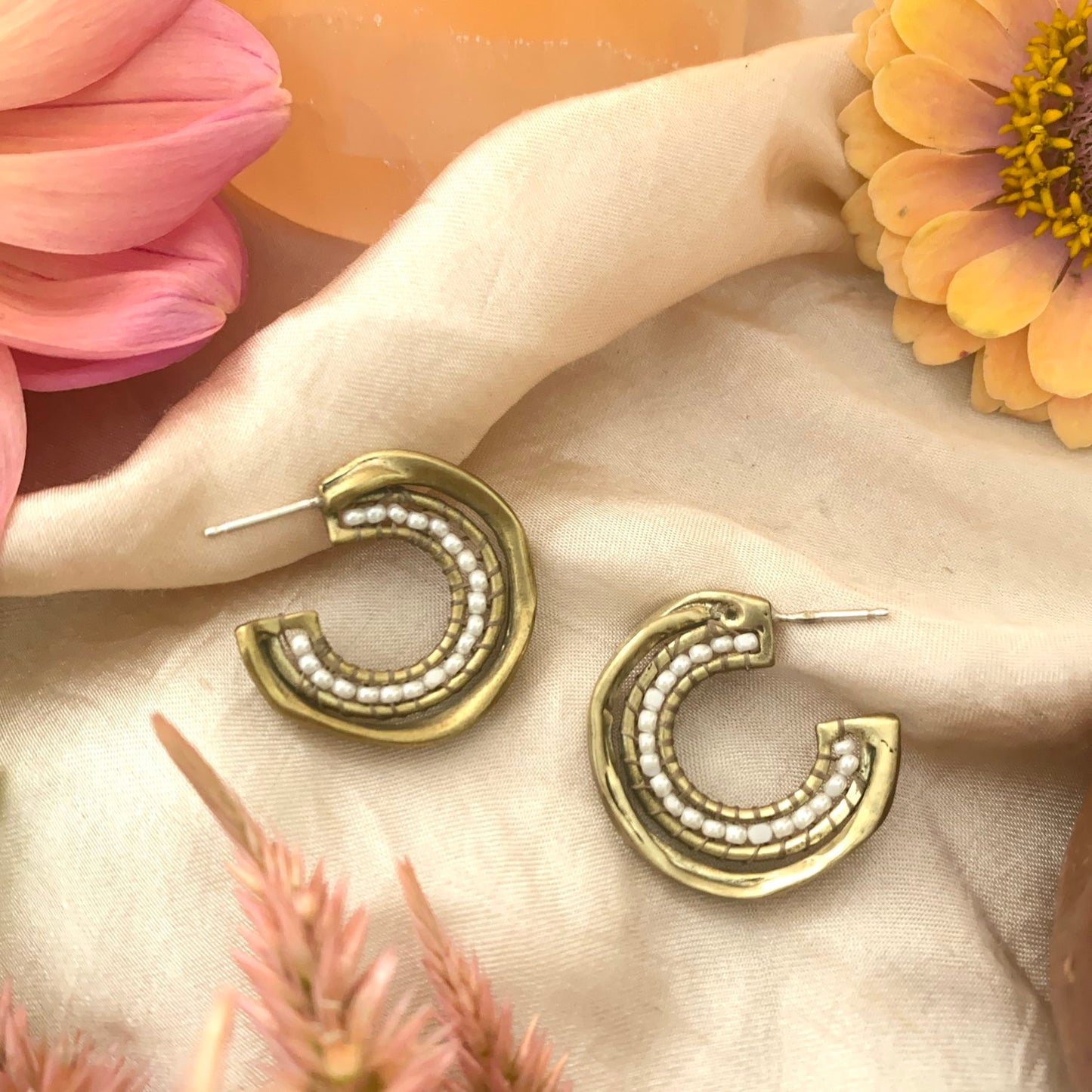 striped ribbon post hoop earrings