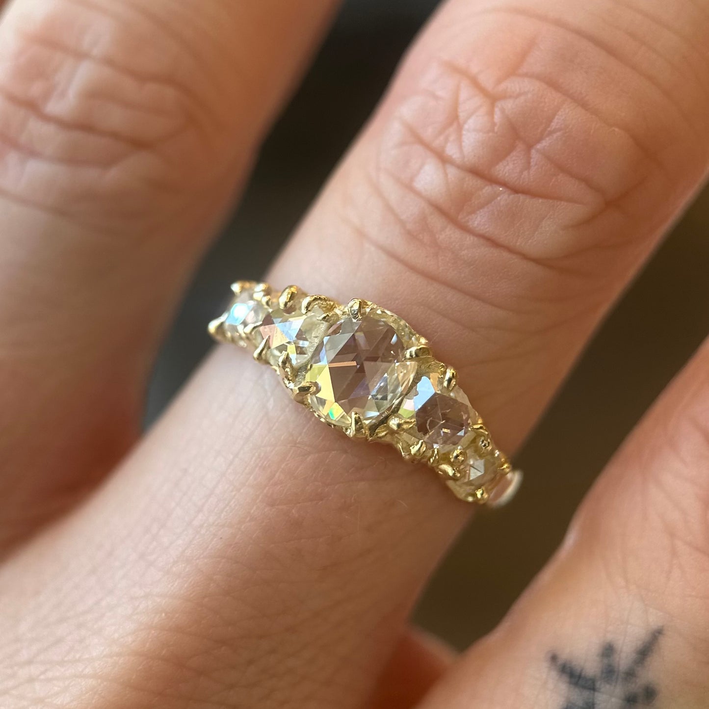 rose-cut graduated ring - diamond