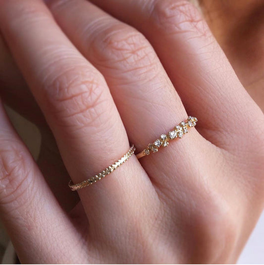 cluster garland ring - natural diamond