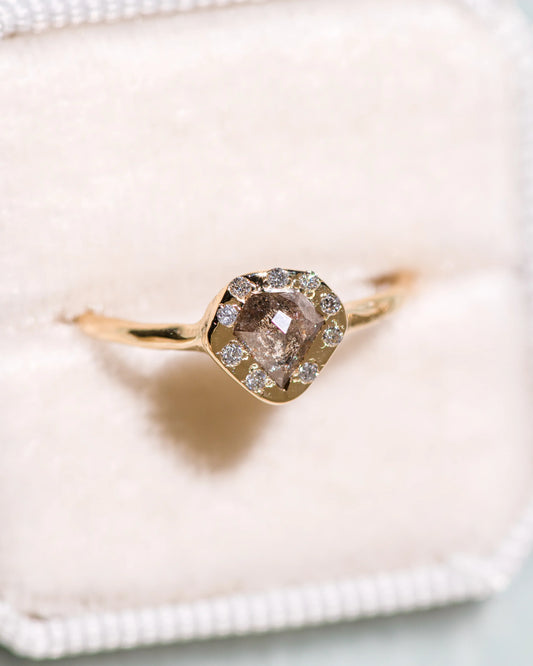 petit poivre ring - natural diamond