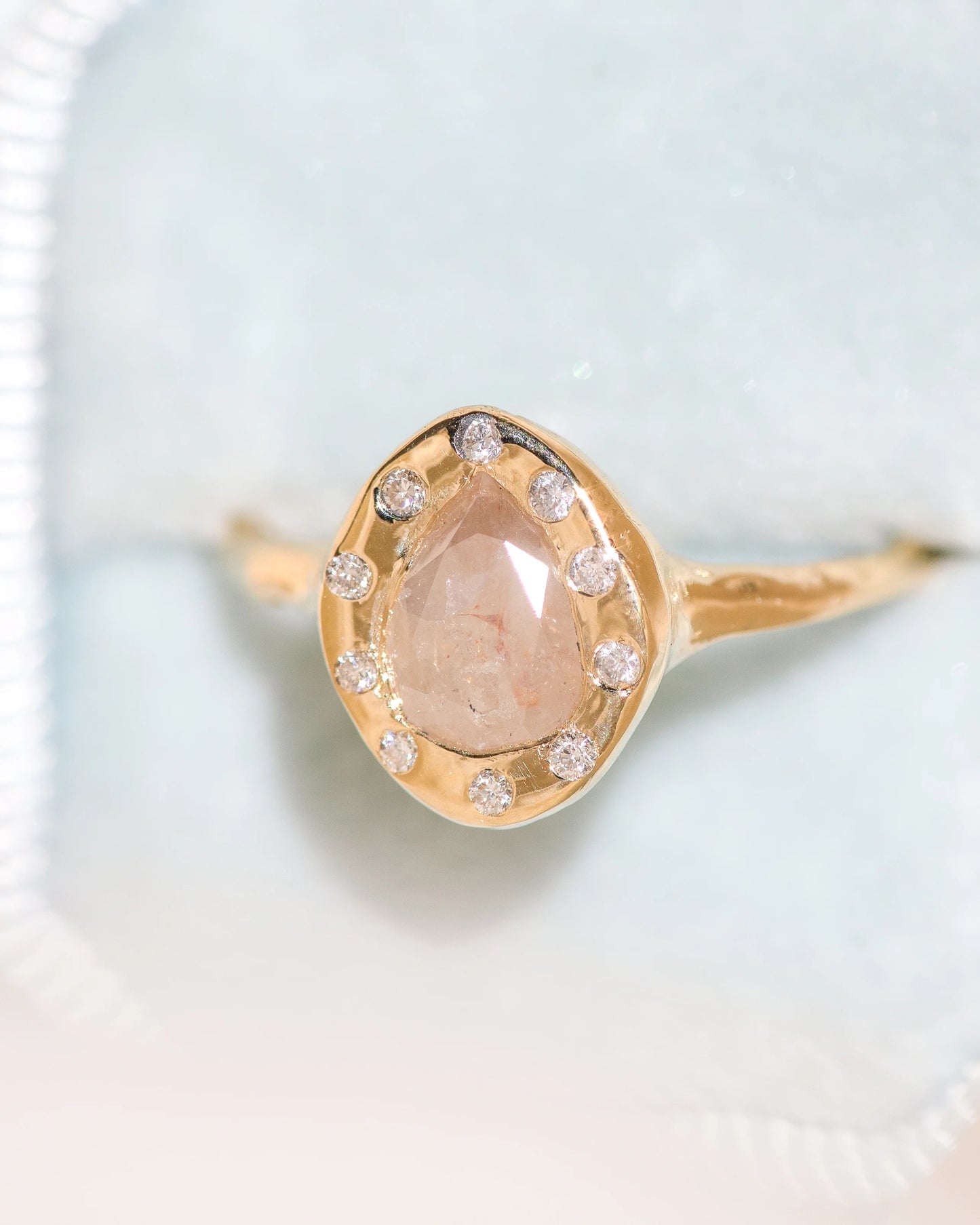 la poire ring - natural diamond