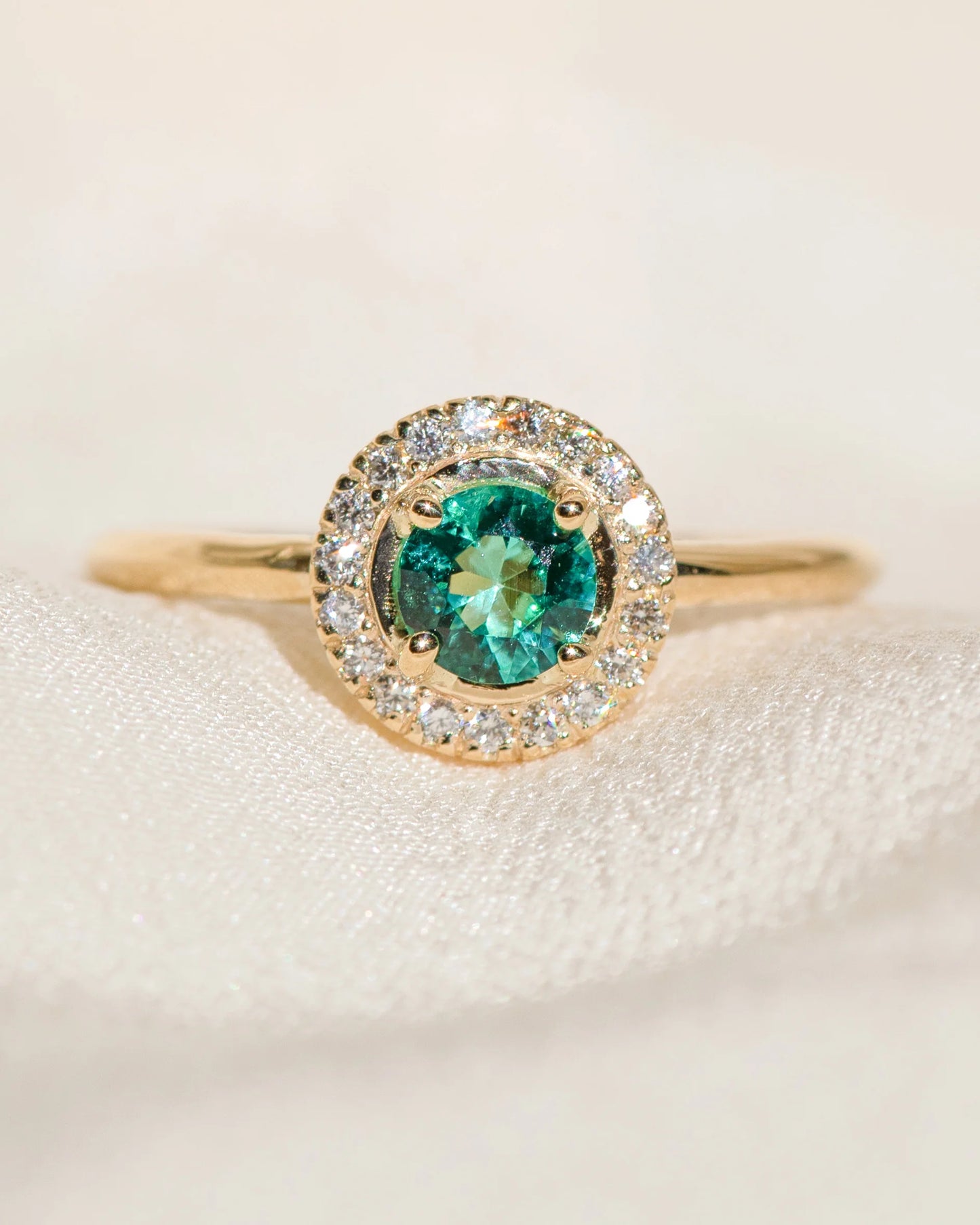 the odette ring - zambian emerald