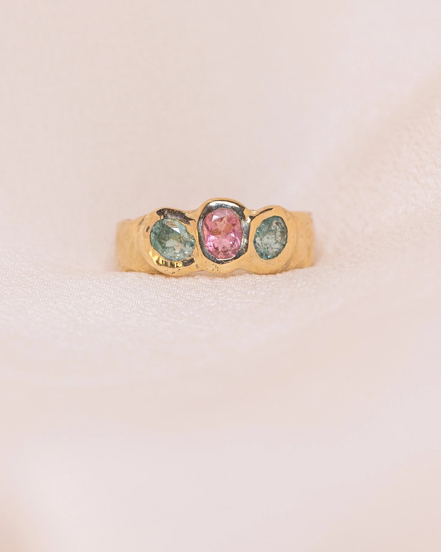 les trois tourmalines band