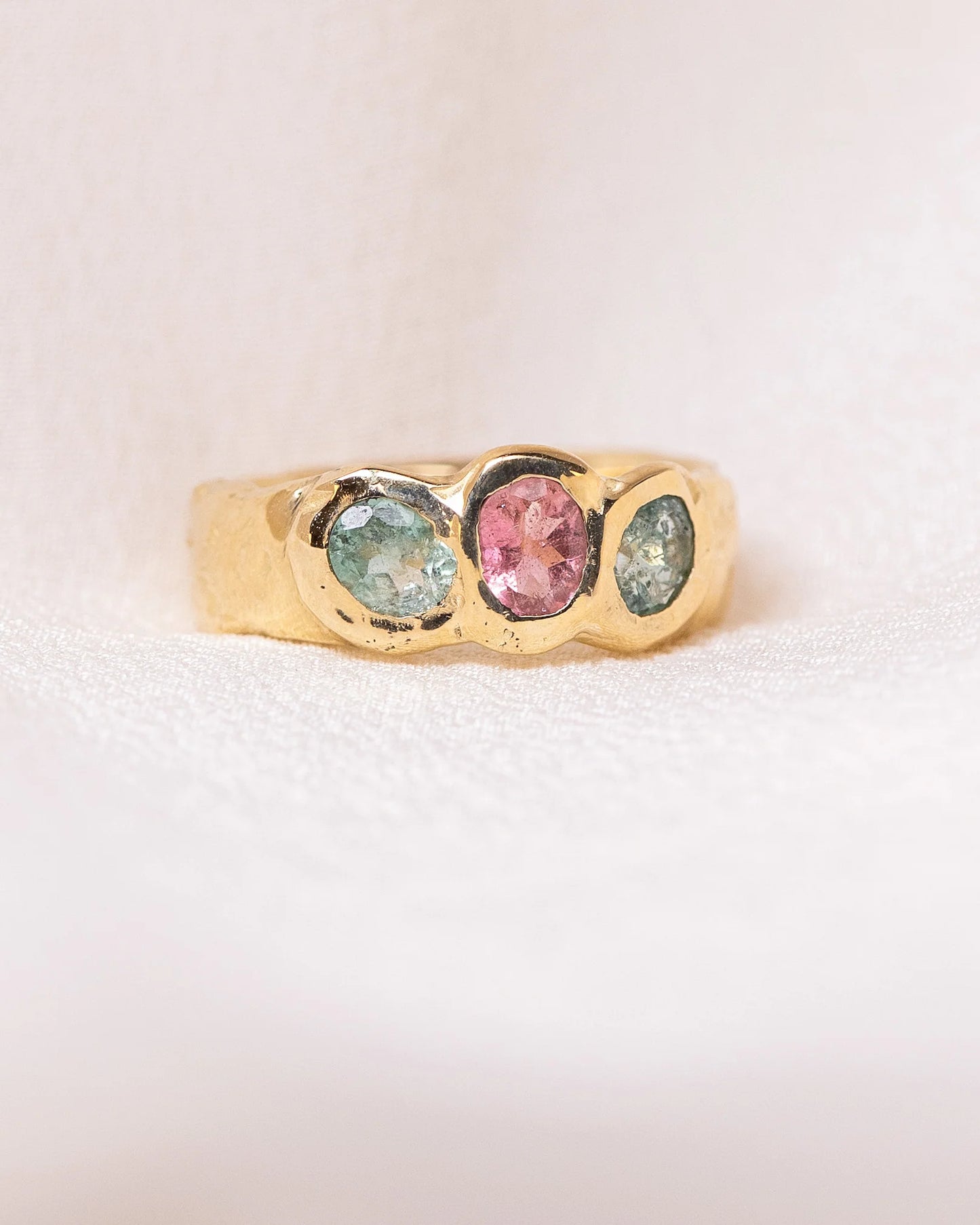 les trois tourmalines band