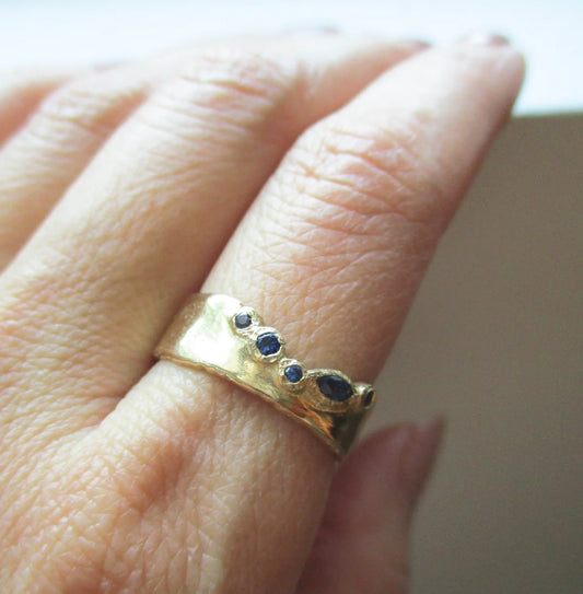 passage ring - sapphire