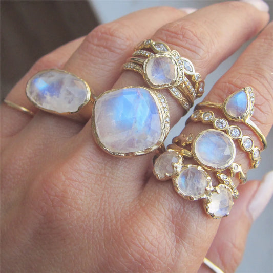 mini cove ring - moonstone