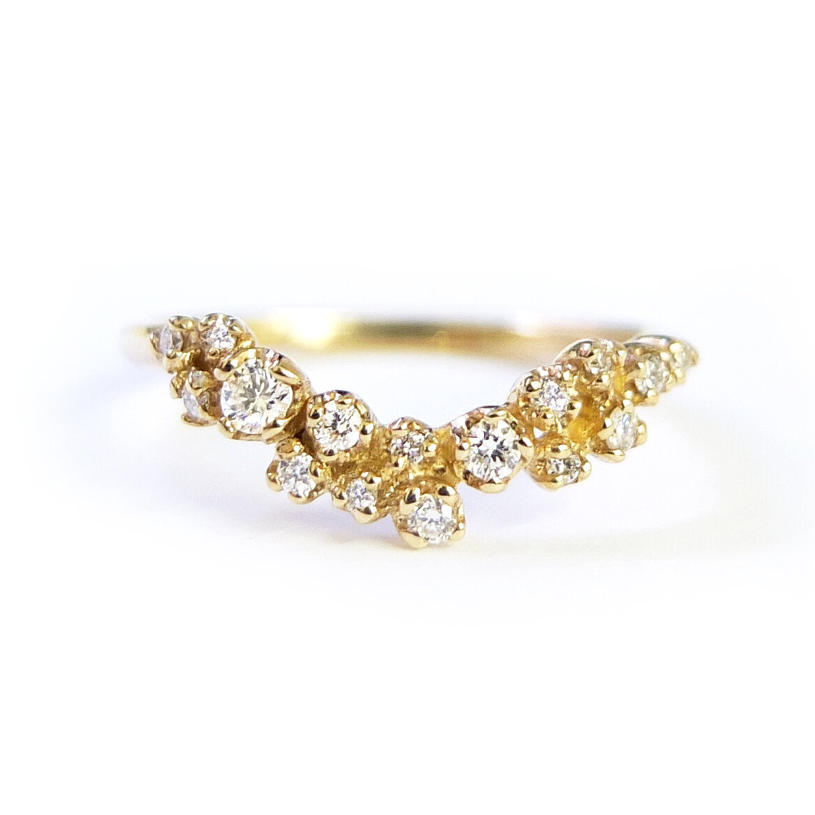 curved grand cluster ring - natural diamond