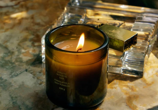 flamingo estate / candle - adriatic muscatel sage