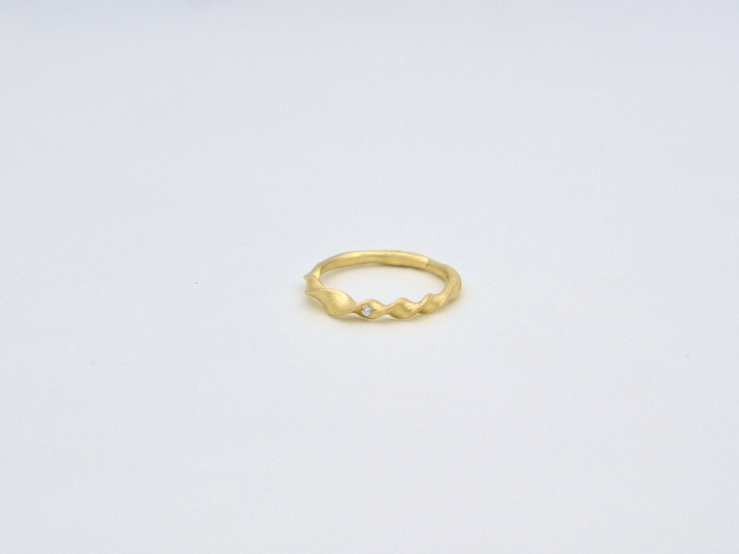 twist ring - white diamond