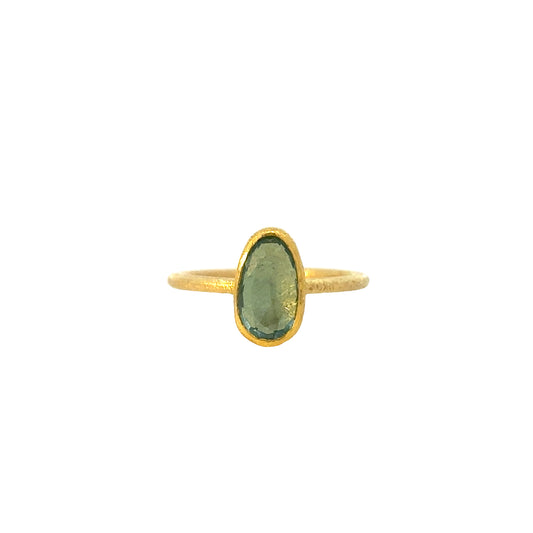 faceted freeform aquamarine oval ring