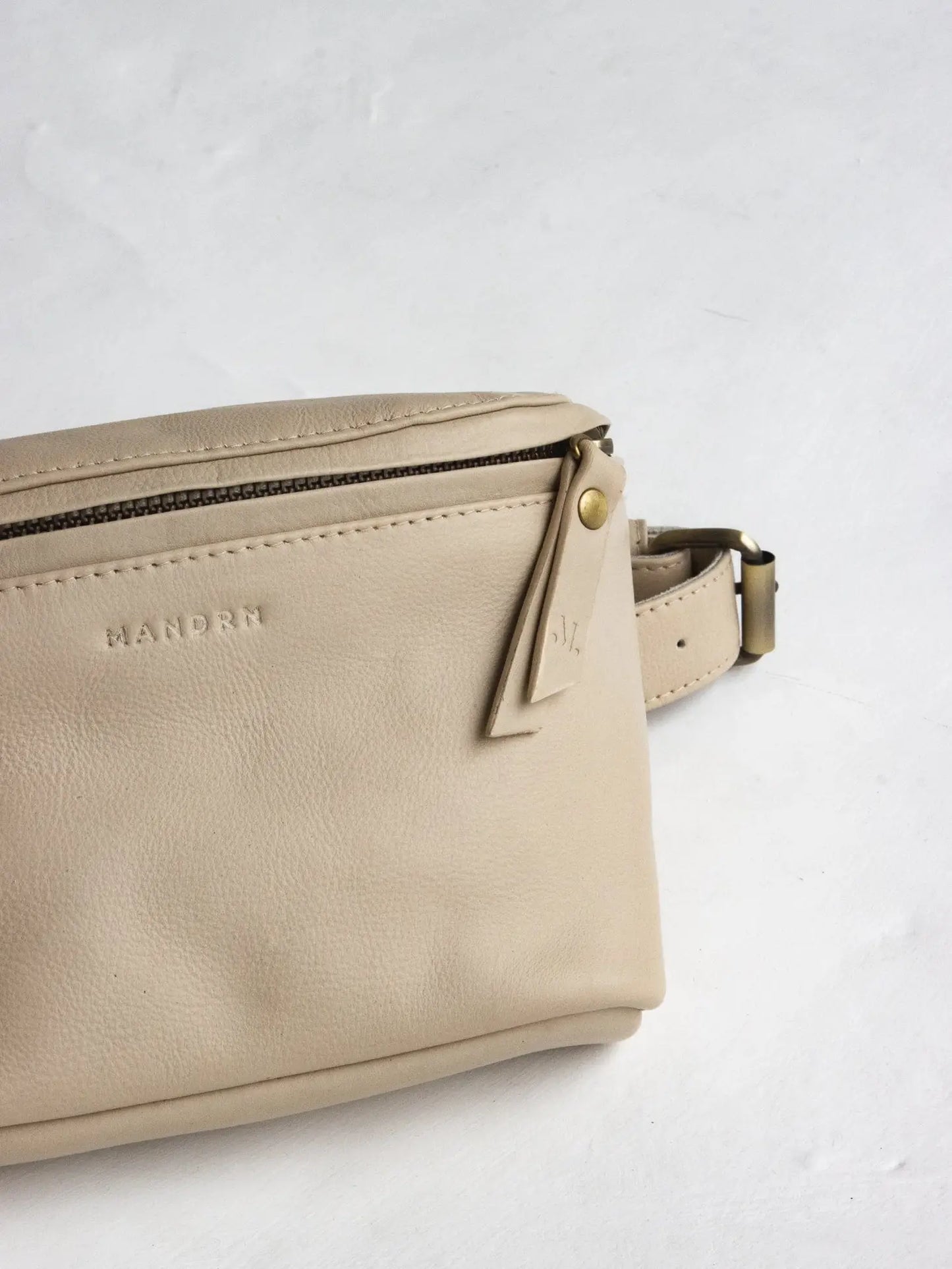 remy fanny pack - bone