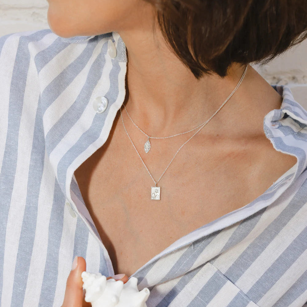 flower pendant charm - holly (december)