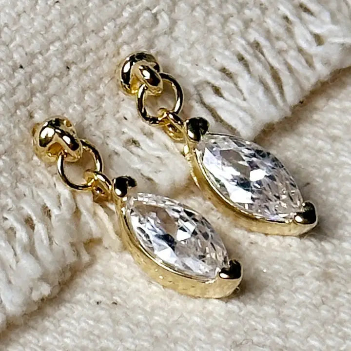 marquise dangling earrings - cz