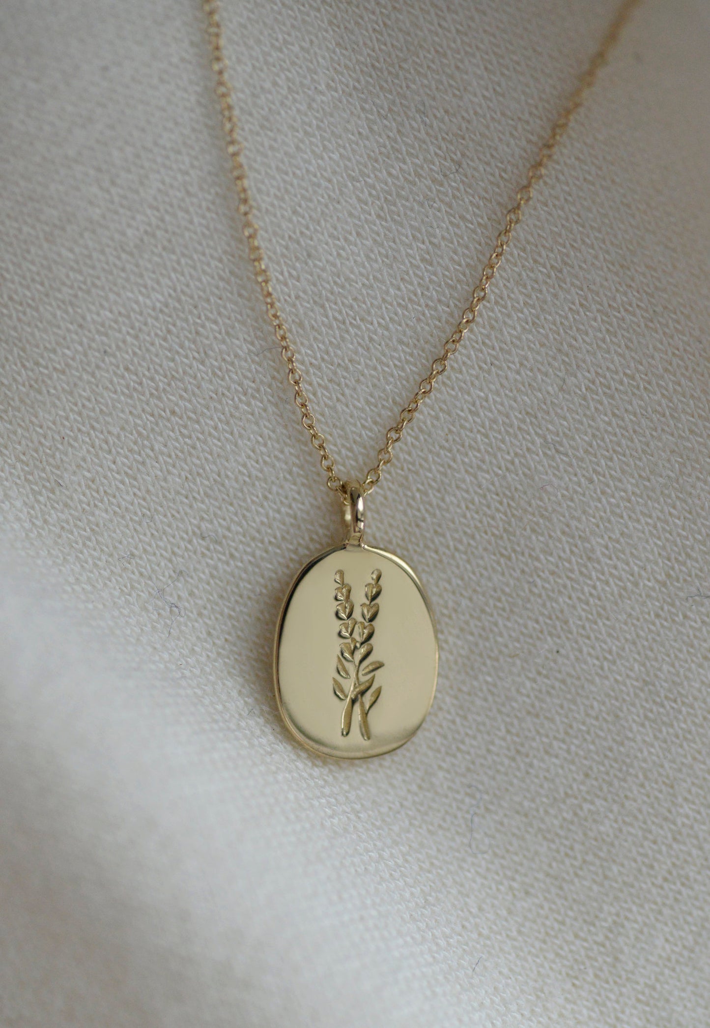 gold pendant necklace - lavender