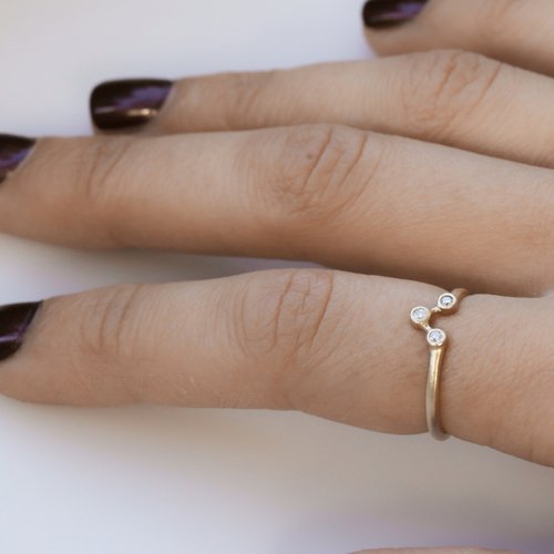 modern three diamond stacking ring