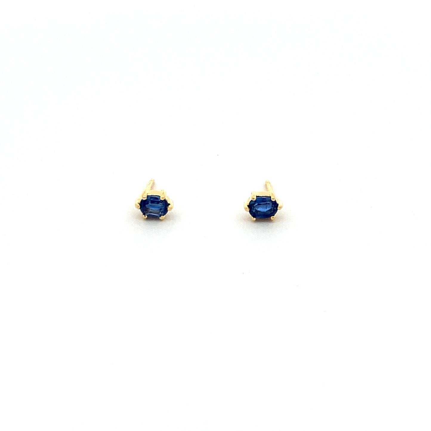 oval claw-set stud earrings - kyanite