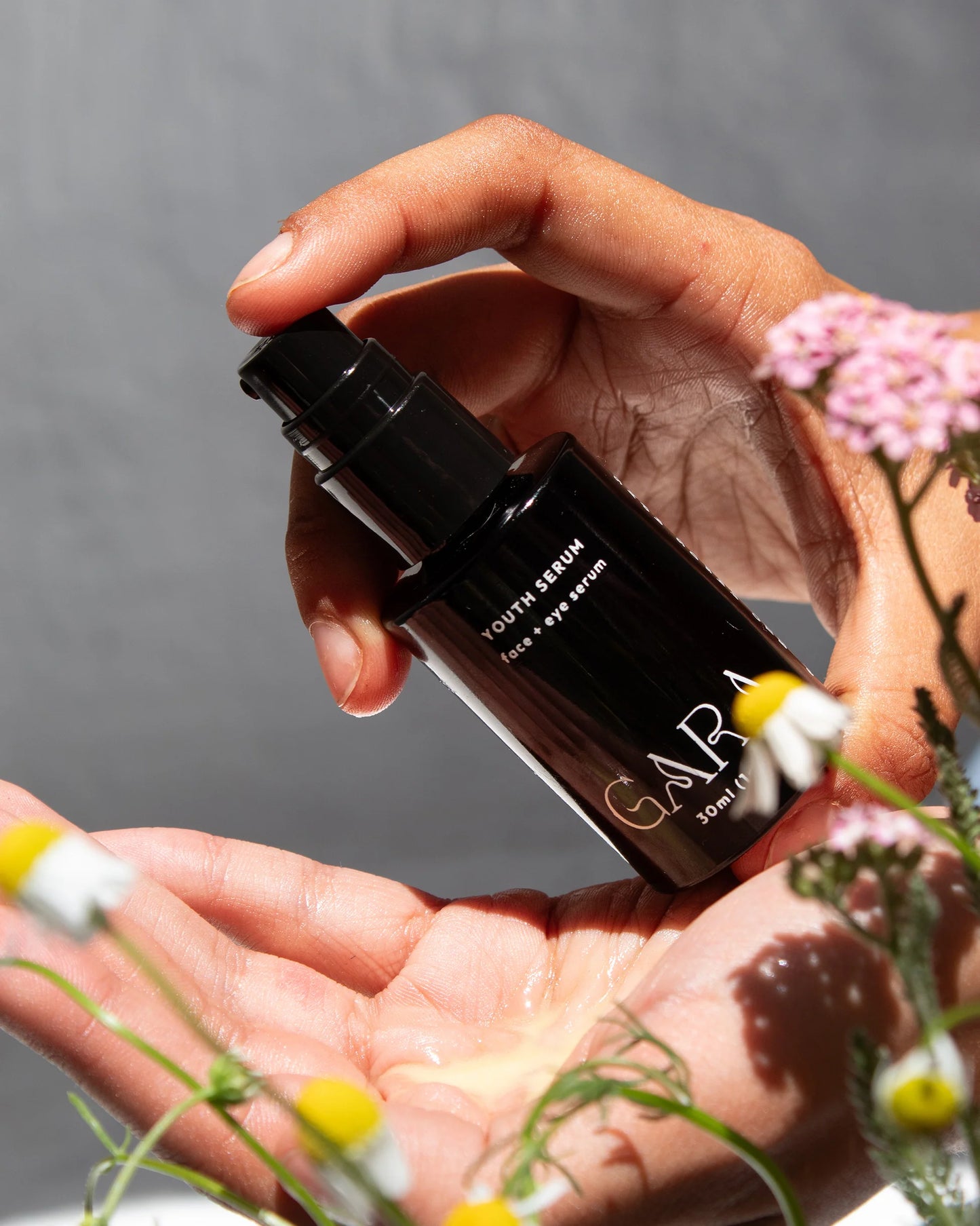 gara skincare / youth serum
