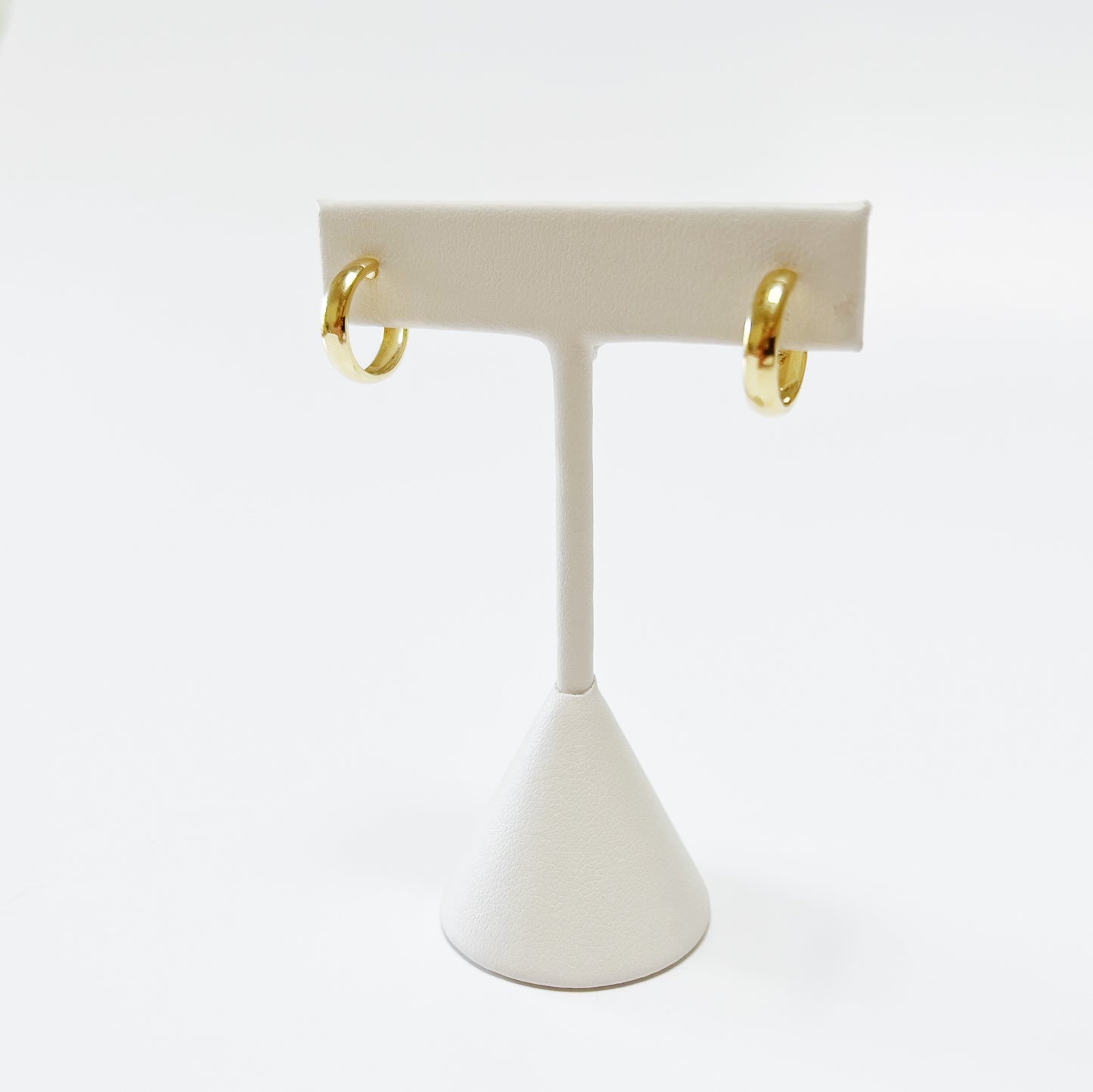 perfect little post hoop earrings