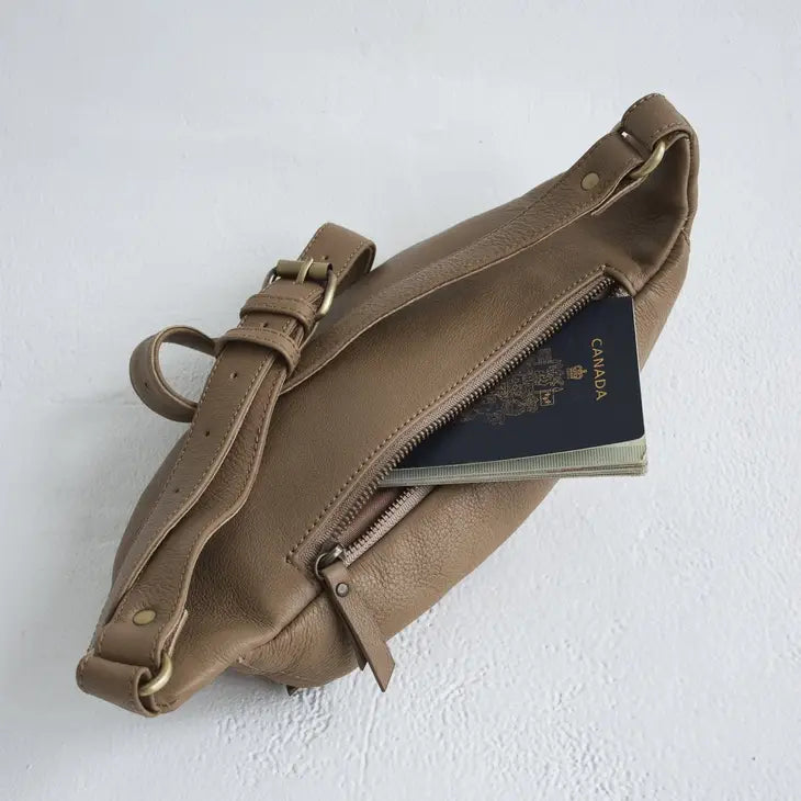 atlas fanny pack - taupe