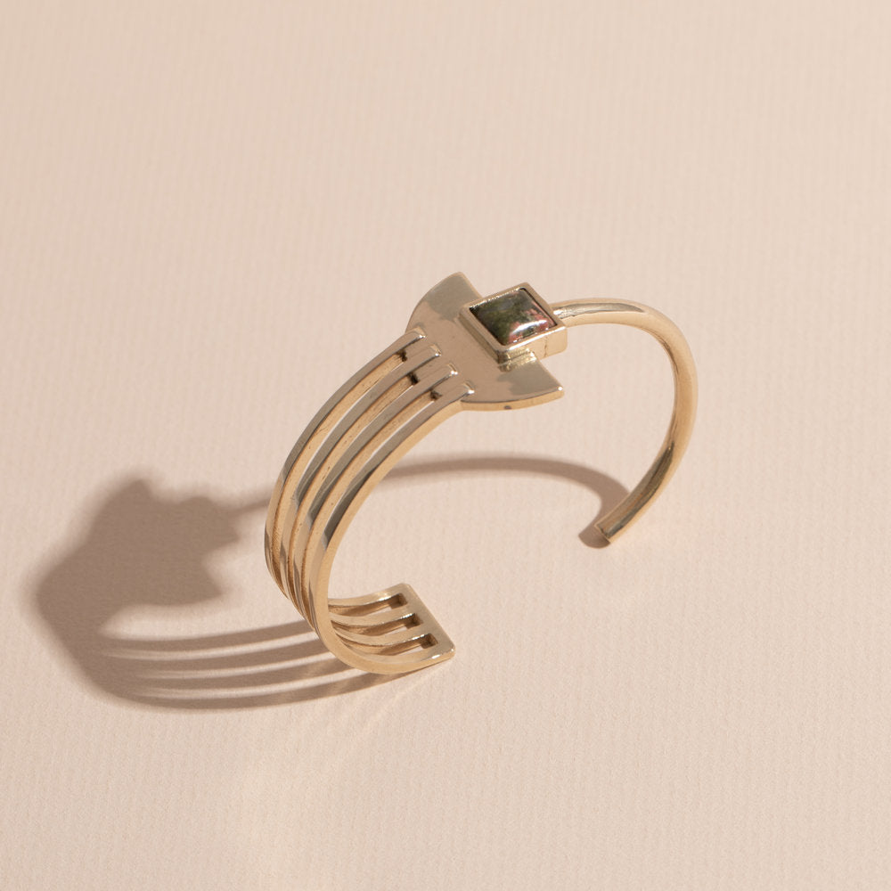 deco cuff
