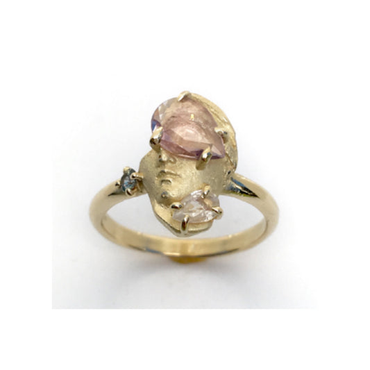 rose-colored-glasses sapphire ring