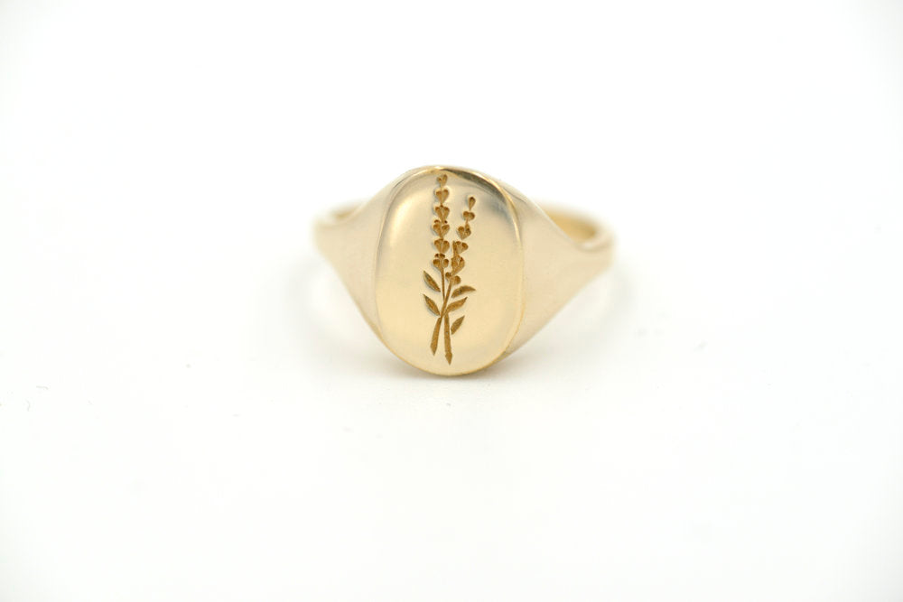 signet ring - lavender