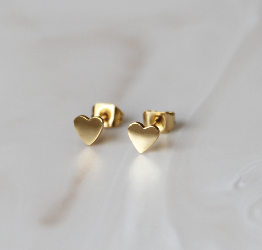 heart stud earrings