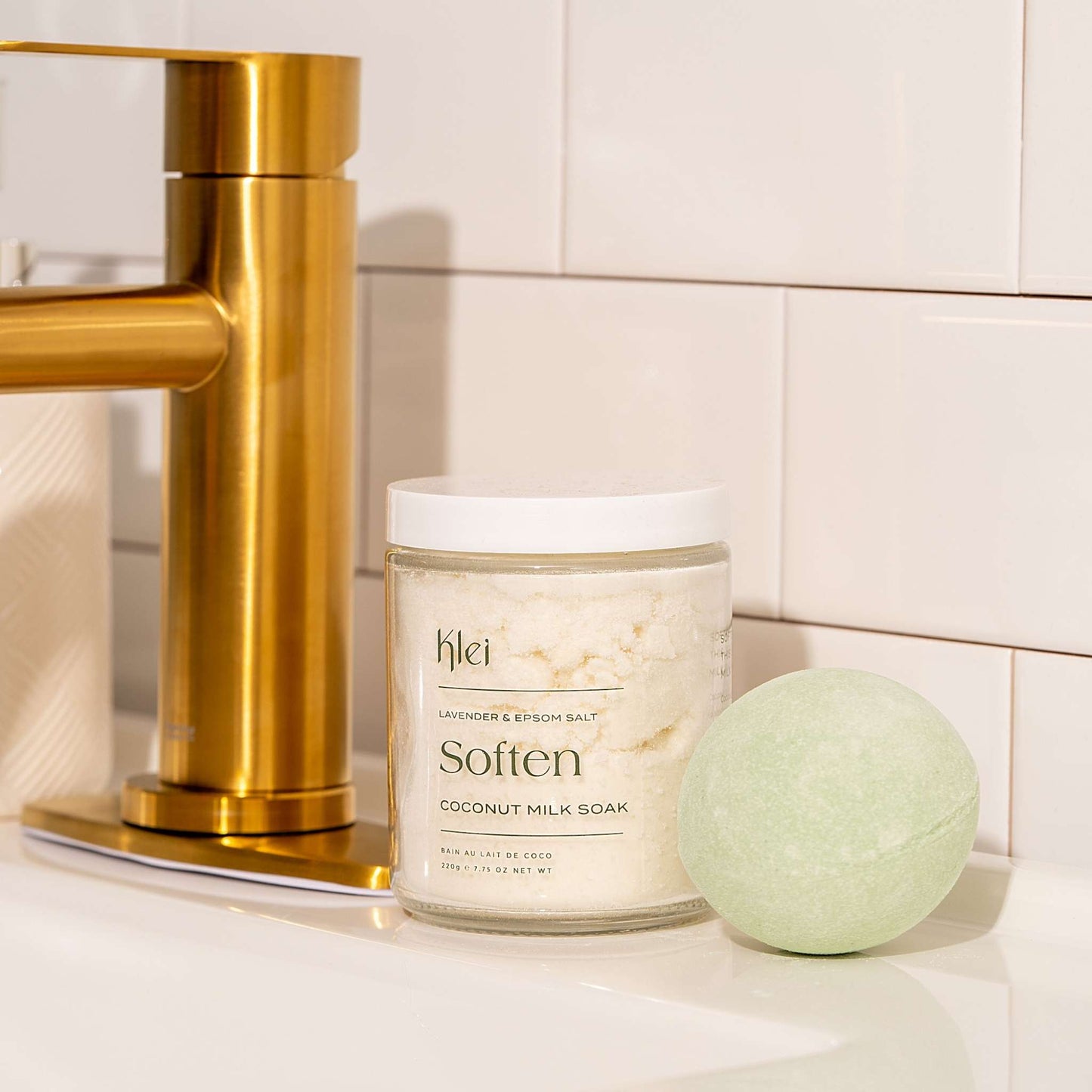 klei / calm - bath bomb - lavender & spearmint avocado oil
