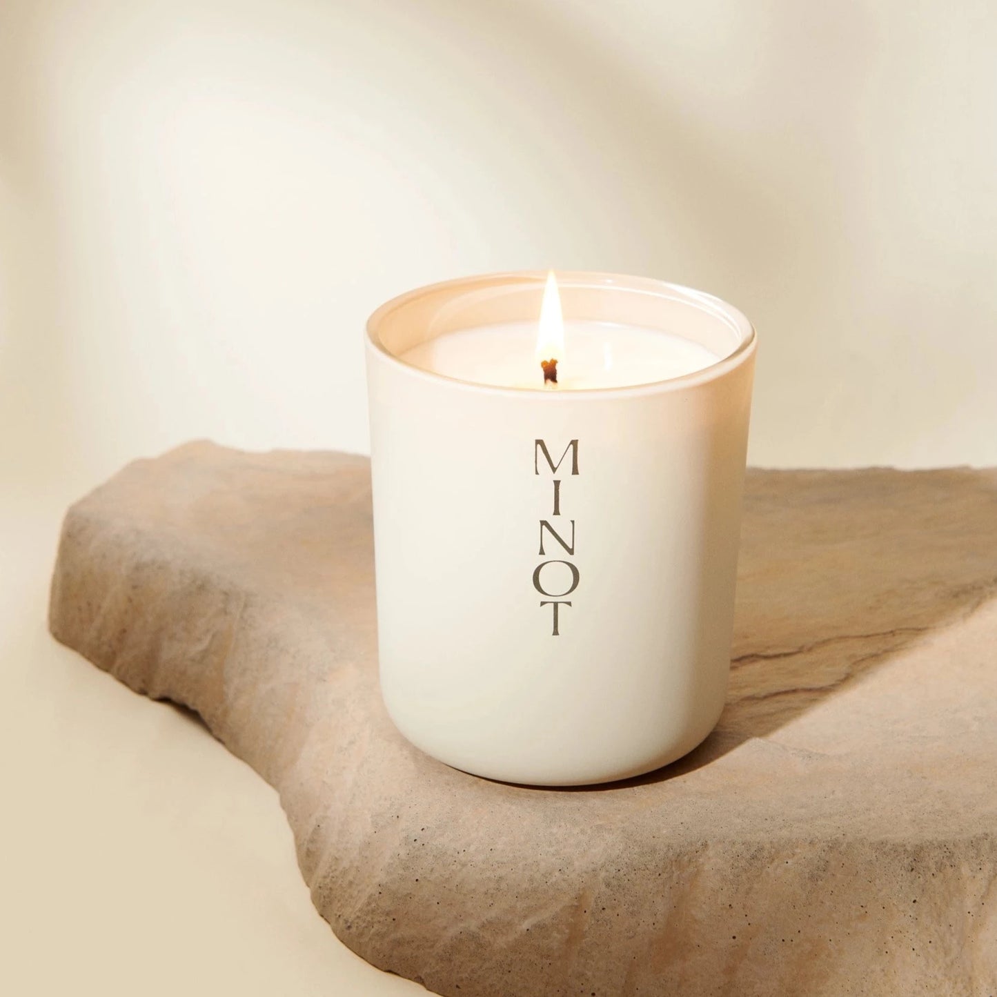 minot / candle - sunbeam