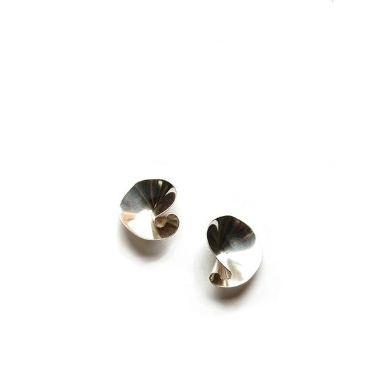 selo earrings