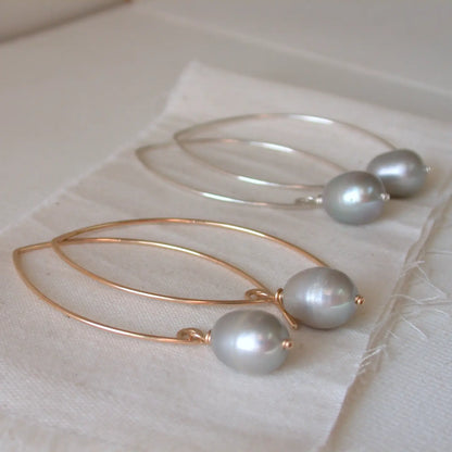 open marquise curving shape earrings - grey pearl